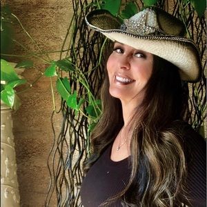 Fun cowboy hat with Silver star